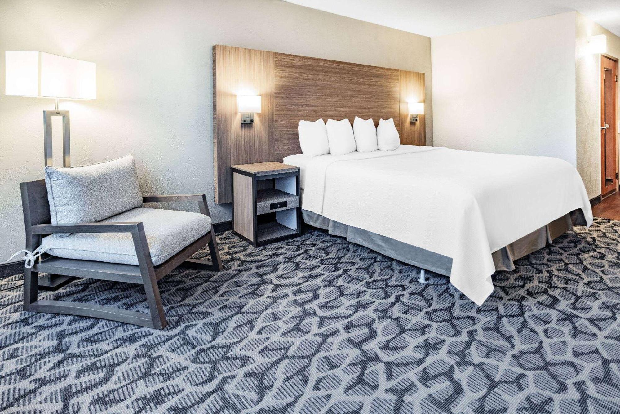 Ramada By Wyndham West Atlantic City Egg Harbor Township Eksteriør billede